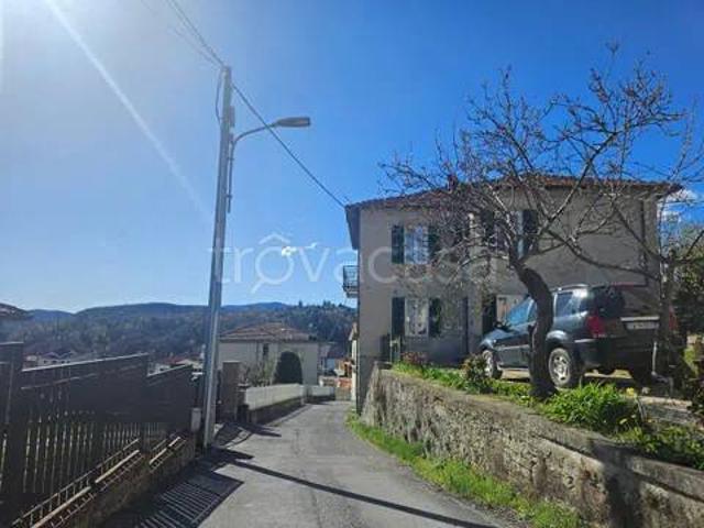 Villa singola in vendita a Roccavignale via Nazionale