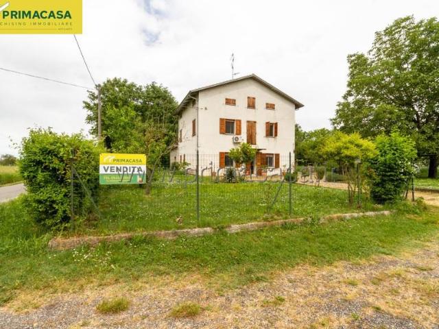 Villa singola in vendita a Rubiera via Paduli