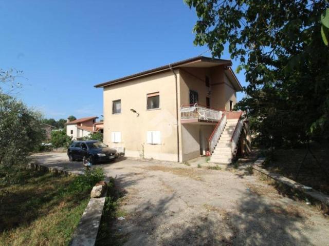 Villa singola in vendita a Scandriglia via montecalvo, 61