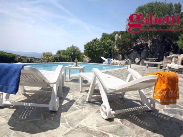 Villa singola in vendita a Santa Teresa Gallura