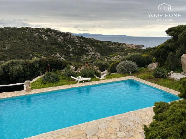 Villa singola in vendita a Santa Teresa Gallura via delle Costellazioni