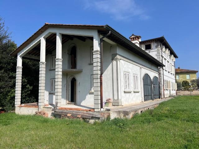 Villa singola in vendita a Santa Maria a Monte, Cerretti
