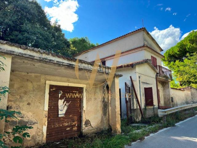 Villa singola in vendita a Sant'Angelo d'Alife via Melopiano