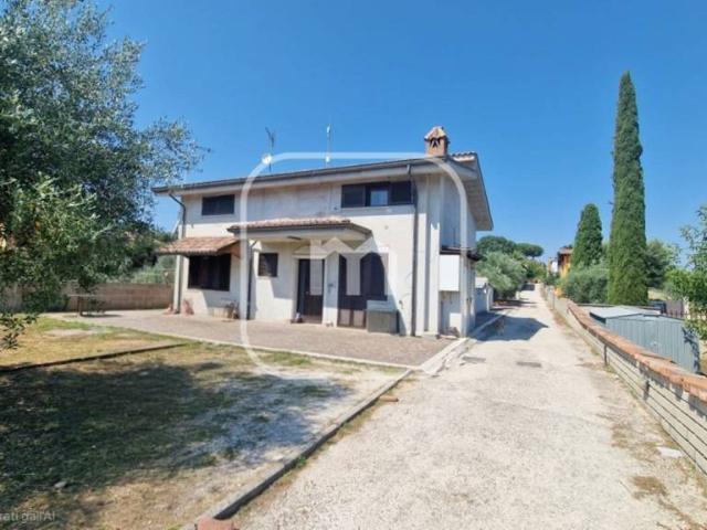 Villa singola in vendita a San Cesareo via dei Cesti, 14