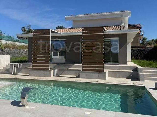 Villa singola in vendita a San Giovanni la Punta via delle Sciare