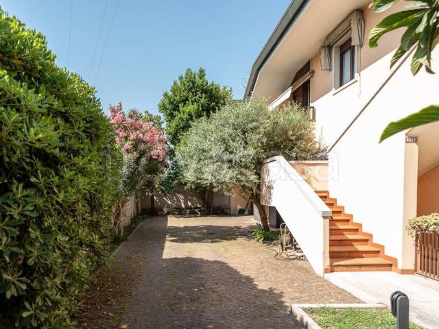 Villa singola in vendita a San Giovanni Lupatoto via Enrico Toti, 21