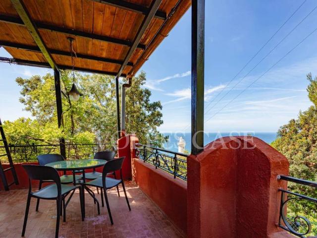 Villa singola in vendita a San Felice Circeo via delle Batterie, Faro