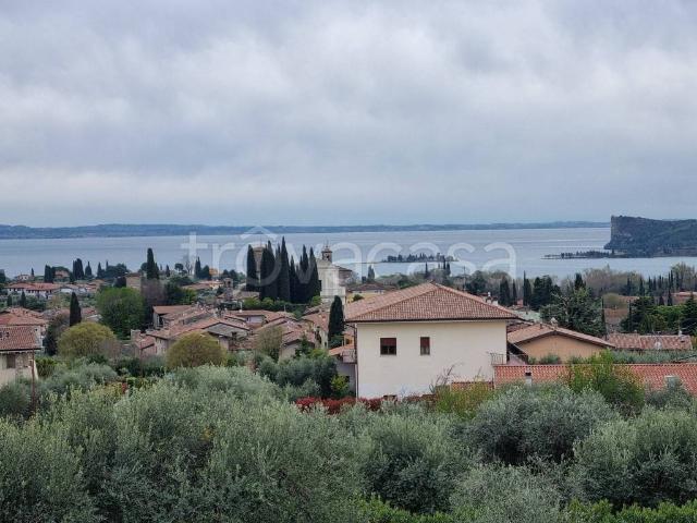 Villa singola in vendita a San Felice del Benaco via Zublino