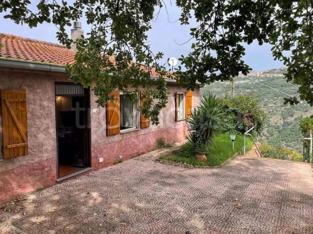 Villa singola in vendita a San Salvatore di Fitalia