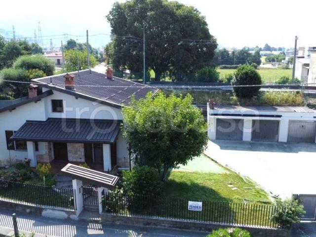 Villa singola in vendita a San Paolo d'Argon via Papa Giovanni XXIII