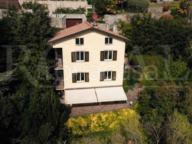 Villa singola in vendita a San Vigilio, Bergamo