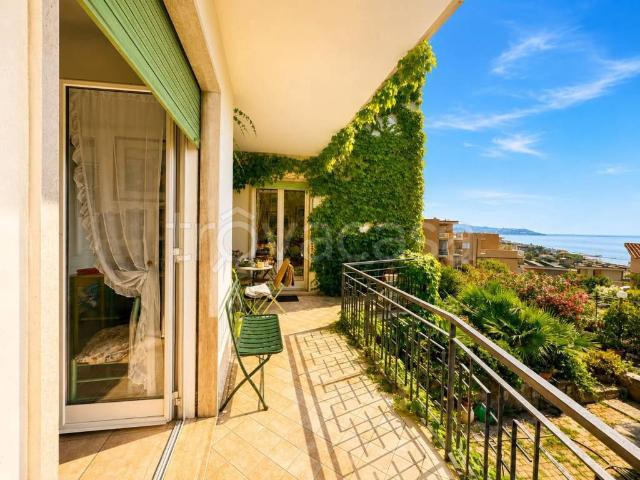 Villa singola in vendita a Sanremo, Foce Semeria