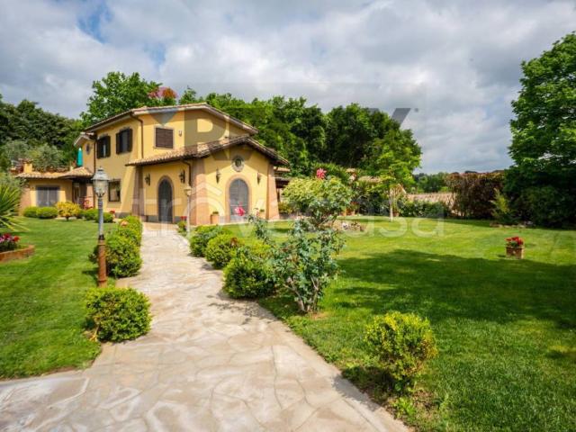 Villa singola in vendita a Sacrofano via monte sirio, 5