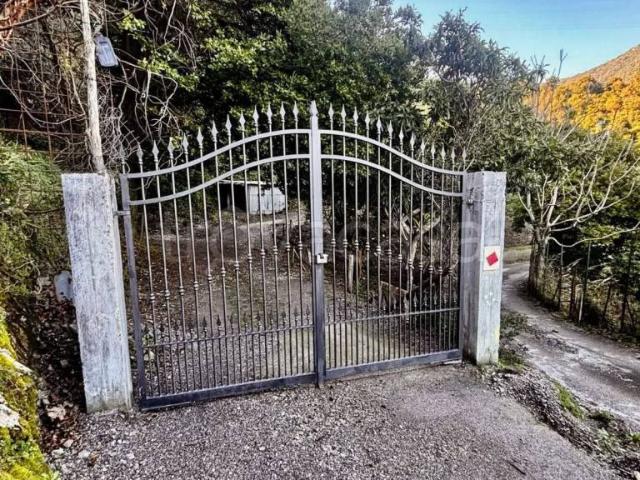 Villa singola in vendita a Salerno, Carmine Alto