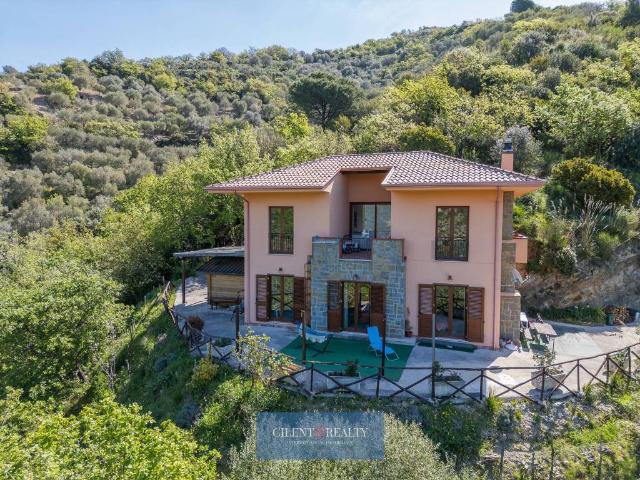 Villa singola in vendita a Serramezzana via Case Sparse, 44