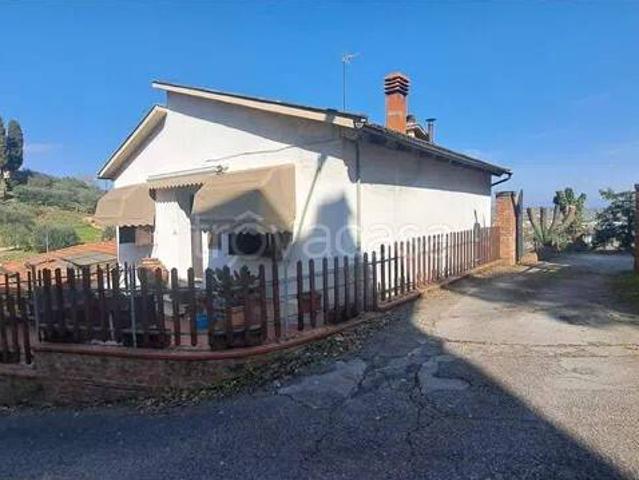 Villa singola in vendita a Sinalunga