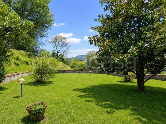 Villa singola in vendita a Signa via Cattaneo Cavalcanti