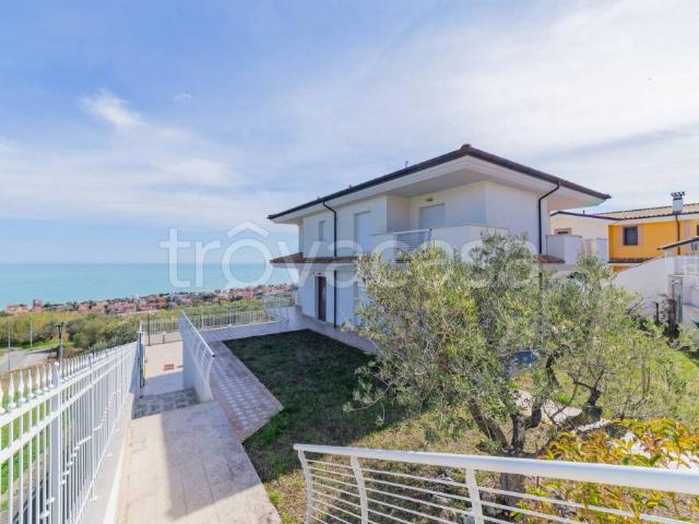 Villa singola in vendita a Silvi