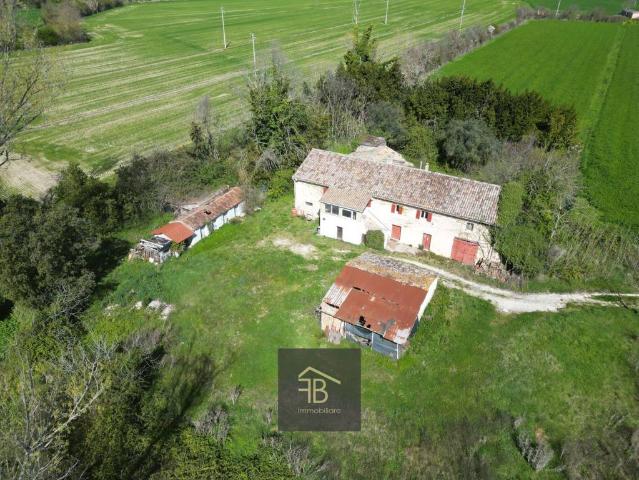 Rustico/casale/corte in vendita a Sirolo via Betellico
