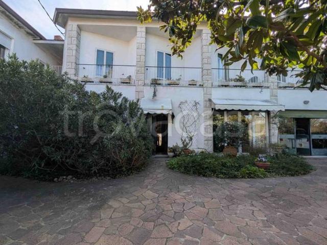 Villa singola in vendita a Sistiana, Duino Aurisina