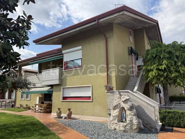 Villa singola in vendita a Sona, Lugagnano