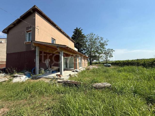 Villa singola in vendita a Sona