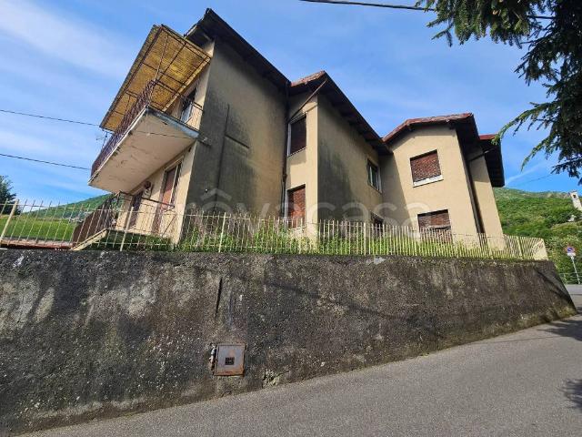 Villa singola in vendita a Sovere via Madonna della Torre