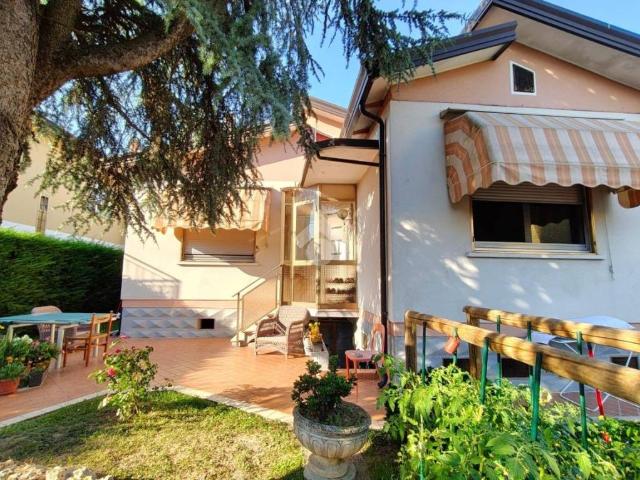 Villa singola in vendita a Spinea via Raffaello