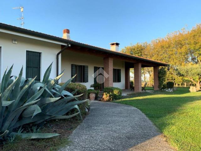 Villa singola in vendita a Stanghella