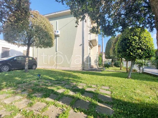 Villa singola in vendita a Suzzara strada Roncobonoldo