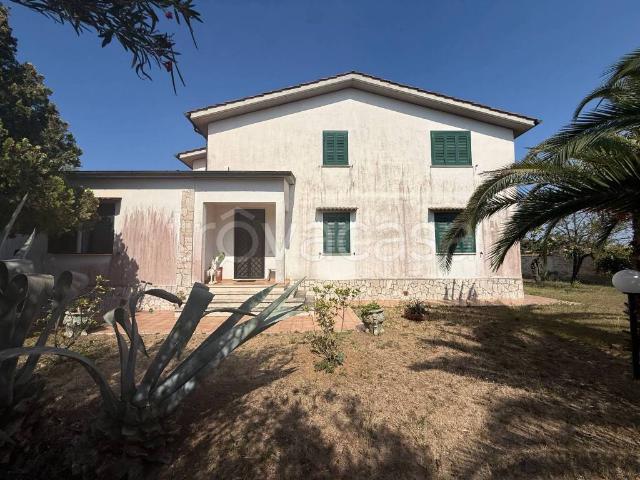 Villa singola in vendita ad Anzio via Leonardo da Vinci, 8, Villaggio Giornalisti Poggio