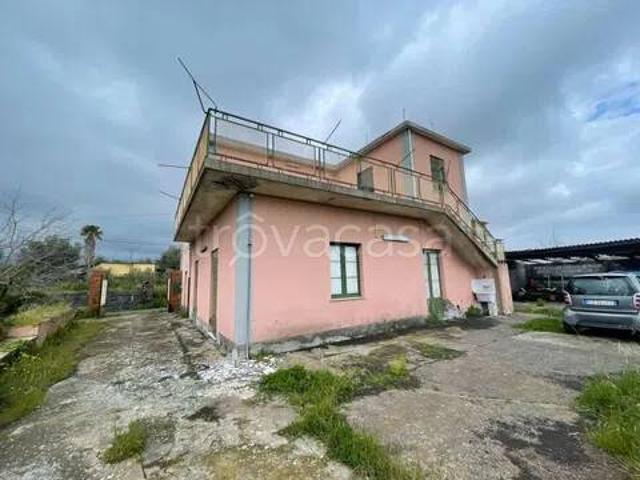 Villa singola in vendita ad Acireale