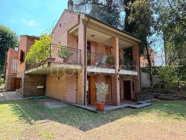 Villa singola in vendita ad Acquapendente via Cassia