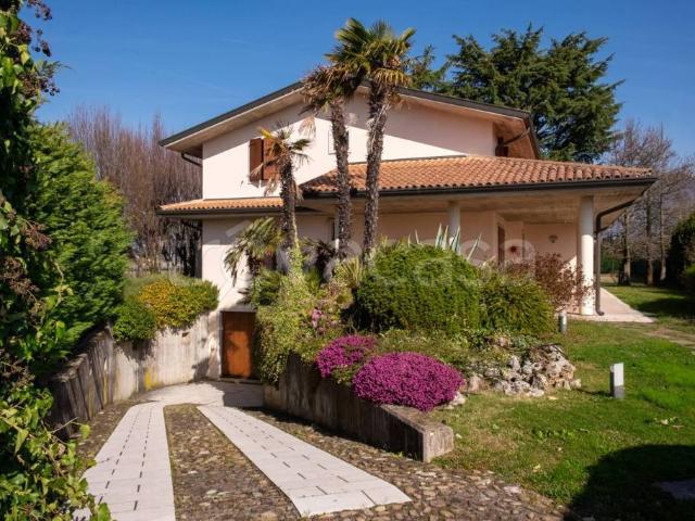Villa singola in vendita ad Affi