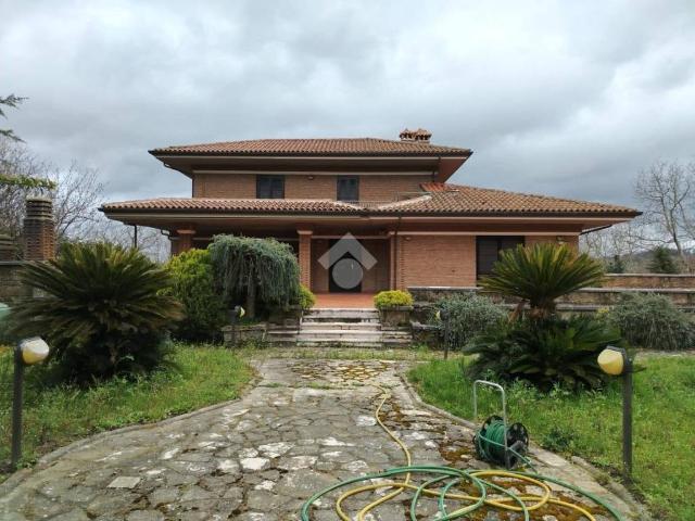 Villa singola in vendita ad Altavilla Irpina via Provinciale