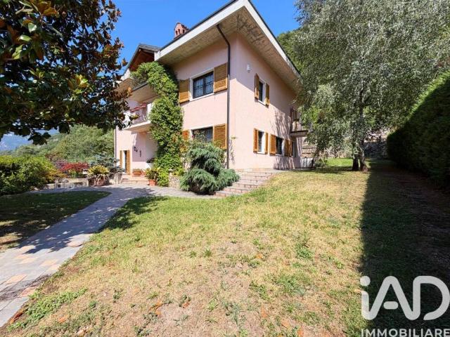Villa singola in vendita ad Ala