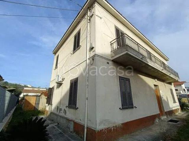 Villa singola in vendita ad Alanno Scalo, Alanno