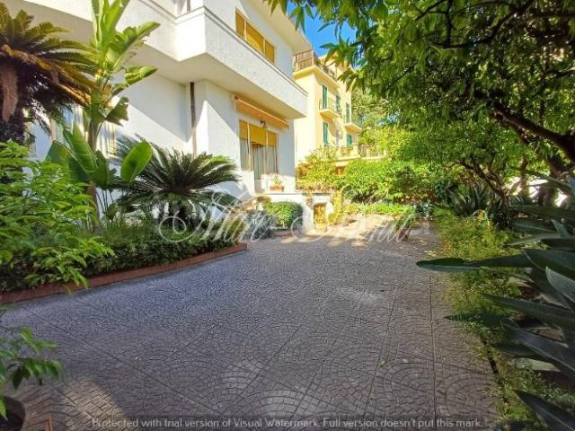 Villa singola in vendita ad Alassio