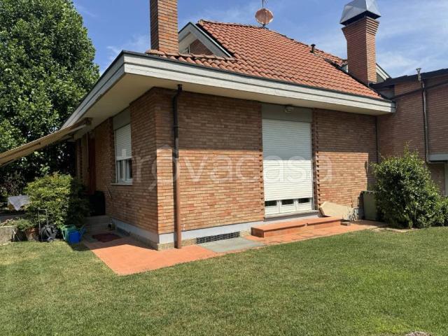 Villa singola in vendita ad Alba strada Castelgherlone 30