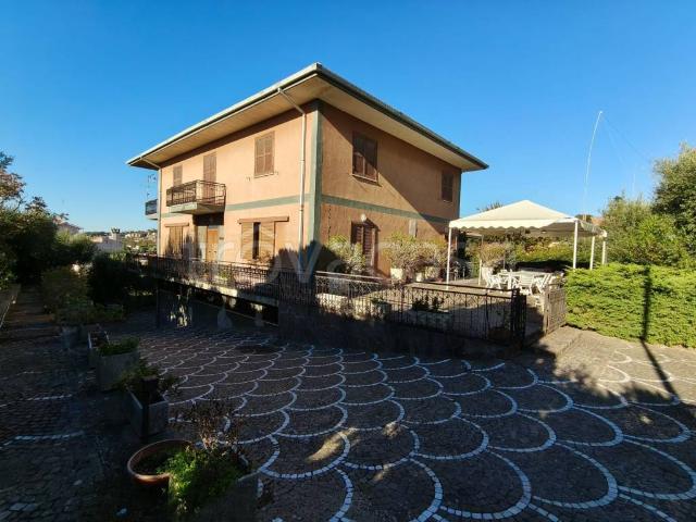 Villa singola in vendita ad Albano Laziale vicolo Olivella