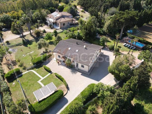 Villa singola in vendita ad Alghero via Ozieri, 34