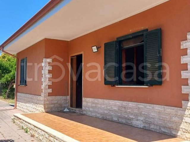Villa singola in vendita ad Aprilia via Amatore Sciesa, Campo di Carne Pantanelle