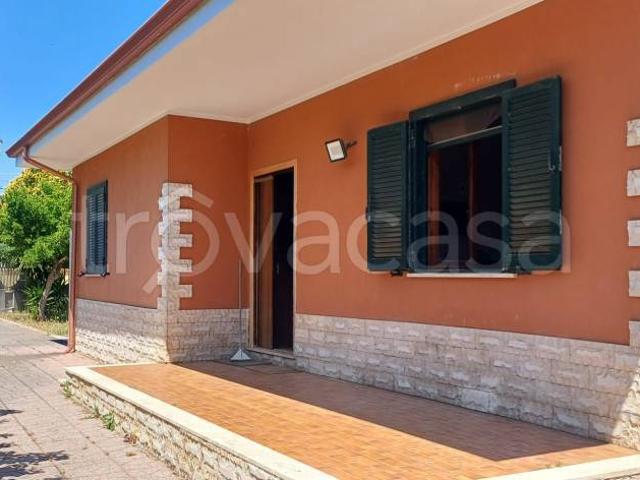 Villa singola in vendita ad Aprilia via Amatore Sciesa, Campo di Carne Pantanelle