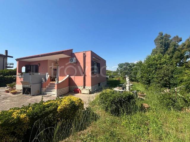 Villa singola in vendita ad Aprilia via Lampione, 75X, Campoverde Lampione