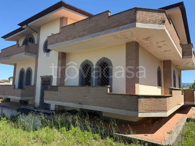 Villa singola in vendita ad Aprilia via Monte Luco, Vallelata