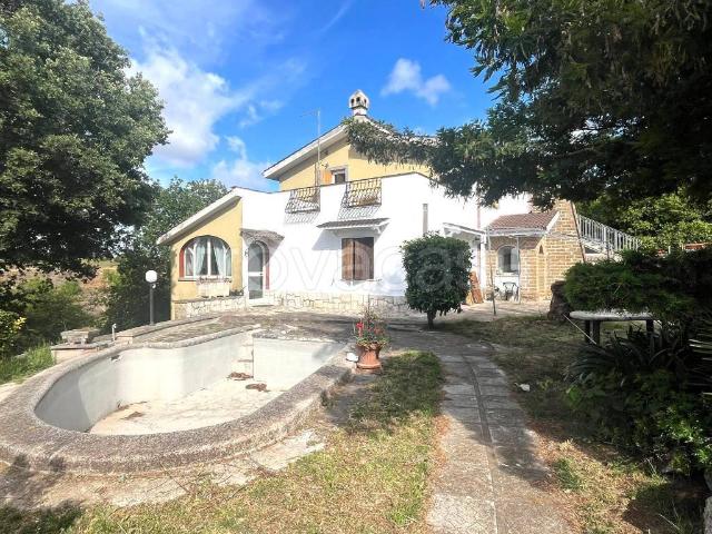 Villa singola in vendita ad Aprilia via Sasso, Cogna
