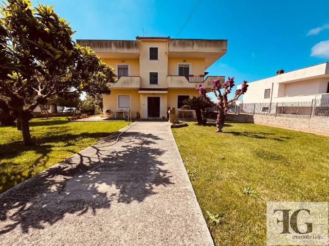 Villa singola in vendita ad Aprilia via Valbelviso, 8, Campoverde Lampione