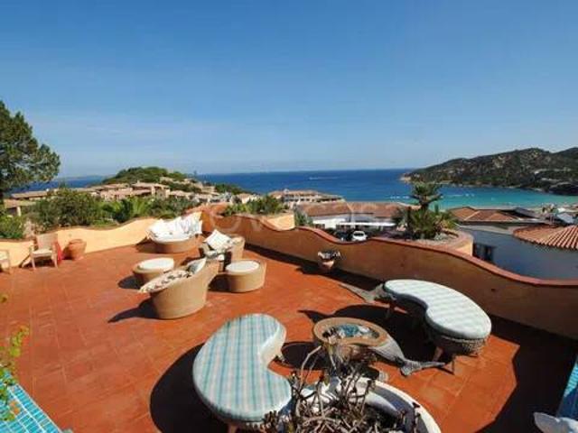 Villa singola in vendita ad Arzachena via Tre Monti