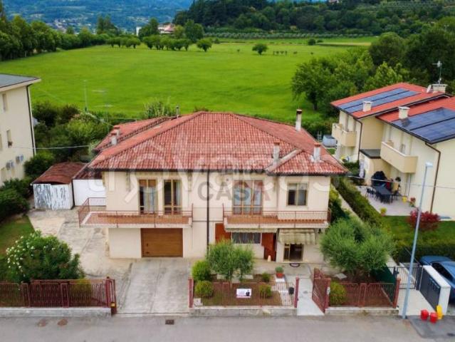 Villa singola in vendita ad Arzignano via dei Platani, 3