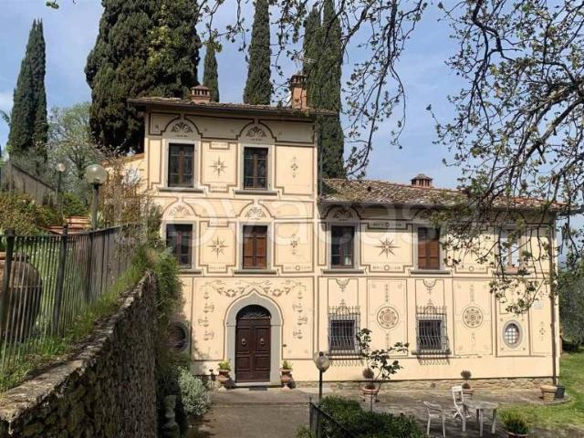 Villa singola in vendita ad Arezzo, La Pace Staggiano